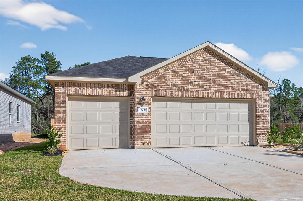9718 Enclave Ridge Road, Willis, TX 77318