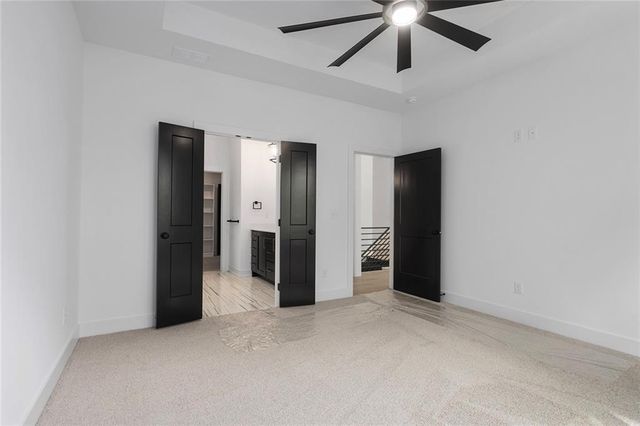 9737 N Lucerne Avenue, Kansas City, MO 64153