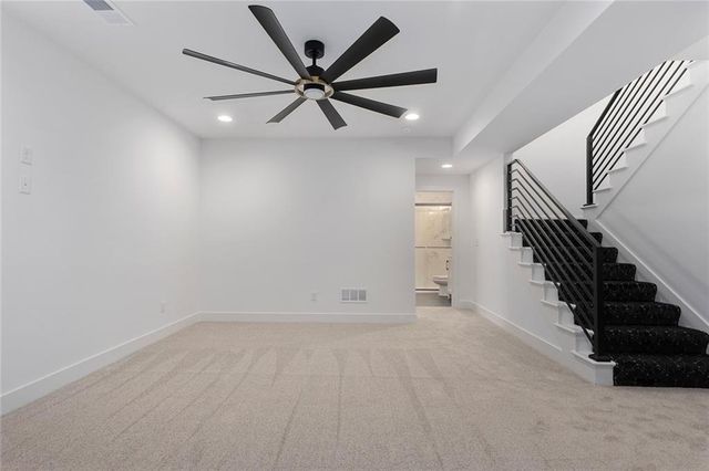 9737 N Lucerne Avenue, Kansas City, MO 64153