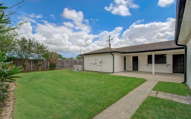 12102 Monticeto Lane, Meadows Place, TX 77477
