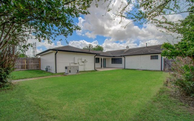 12102 Monticeto Lane, Meadows Place, TX 77477