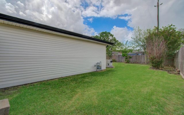 12102 Monticeto Lane, Meadows Place, TX 77477