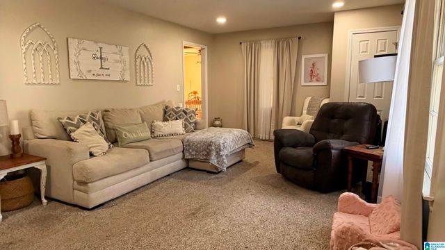 704 PARKER BOULEVARD, Weaver, AL 36277