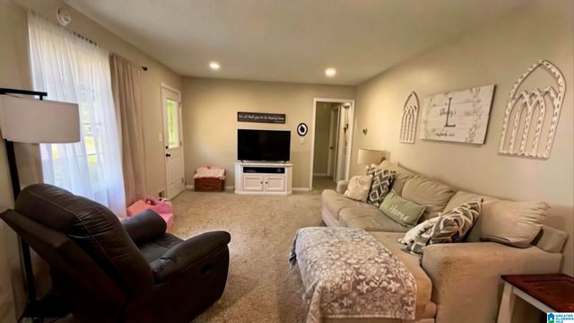 704 PARKER BOULEVARD, Weaver, AL 36277