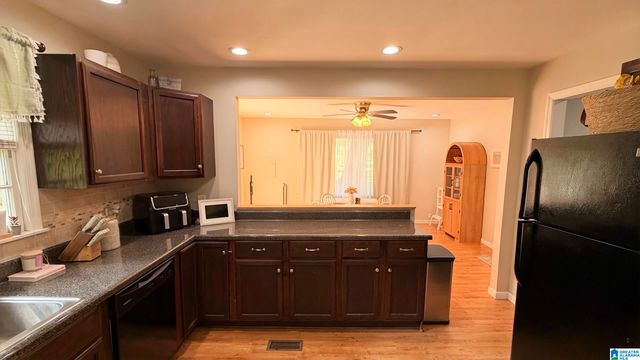 704 PARKER BOULEVARD, Weaver, AL 36277