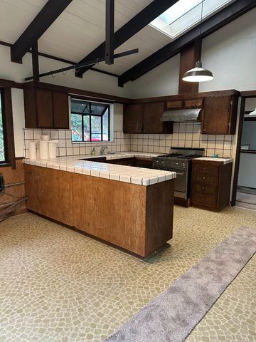 50 Old Orchard Road, Los Gatos, CA 95033