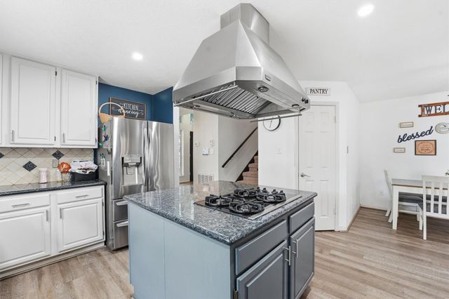 13415 Jessica Lane, Houston, TX 77069