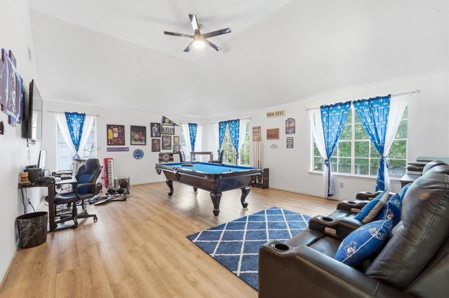 13415 Jessica Lane, Houston, TX 77069