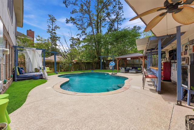 13415 Jessica Lane, Houston, TX 77069