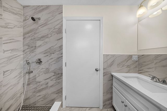 2 Cocci Way 2, Dedham, MA 02026