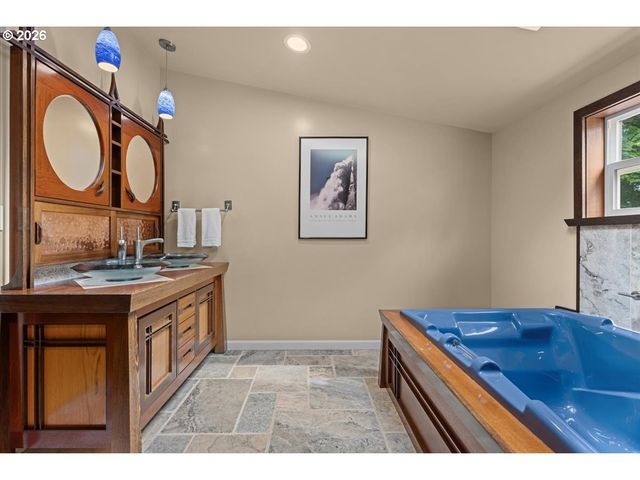 2200 Sw 192ND Ave, Beaverton, OR 97003