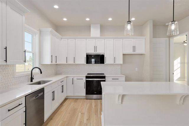 1041 NW 132ND BOULEVARD, Newberry, FL 32669