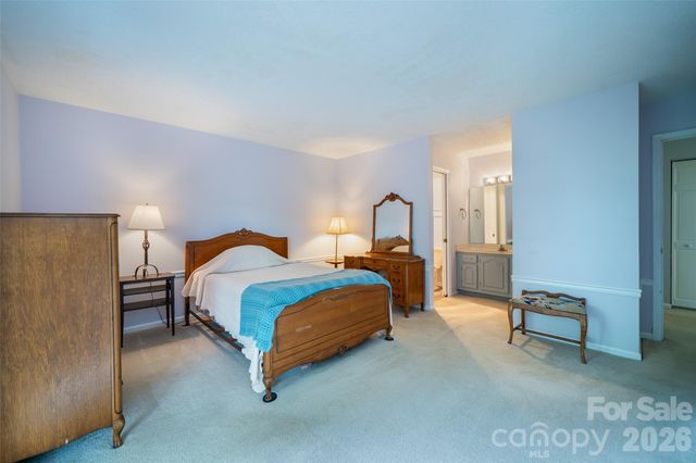 305 Piney Mountain Drive D-1, Asheville, NC 28805