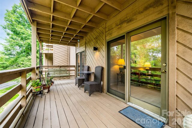 305 Piney Mountain Drive D-1, Asheville, NC 28805