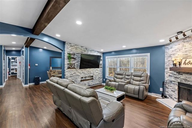 677 nicole Drive, Sanford, NC 27332