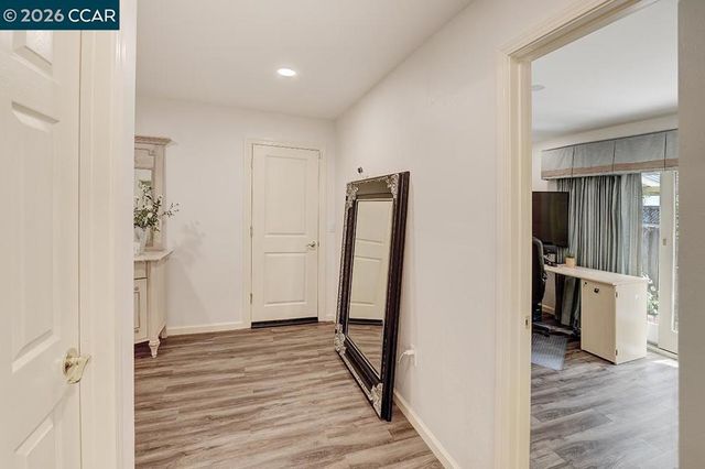 645 645 Keith Ct, Walnut Creek, CA 94597