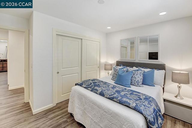 645 645 Keith Ct, Walnut Creek, CA 94597