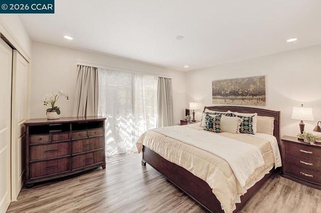 645 645 Keith Ct, Walnut Creek, CA 94597