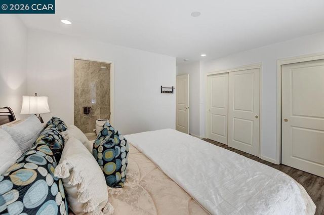 645 645 Keith Ct, Walnut Creek, CA 94597