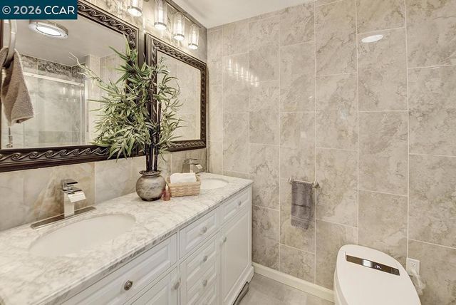 645 645 Keith Ct, Walnut Creek, CA 94597