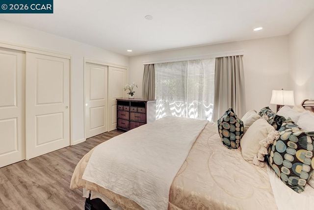 645 645 Keith Ct, Walnut Creek, CA 94597