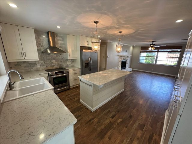 610 IRIS STREET, Altamonte Springs, FL 32714