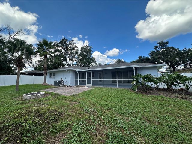 610 IRIS STREET, Altamonte Springs, FL 32714