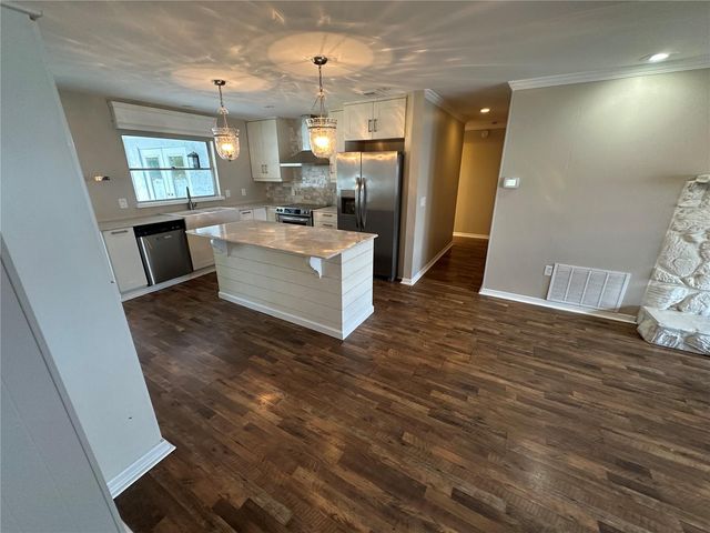 610 IRIS STREET, Altamonte Springs, FL 32714