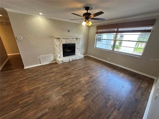 610 IRIS STREET, Altamonte Springs, FL 32714