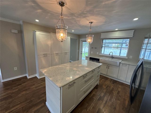 610 IRIS STREET, Altamonte Springs, FL 32714
