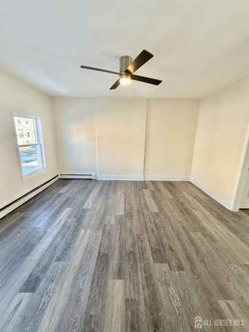 31 Chrome Avenue, Carteret, NJ 07008