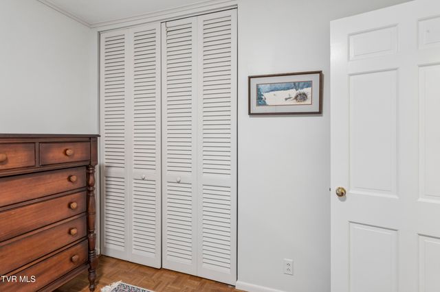 303 Hillside Road, Johnson City, TN 37601
