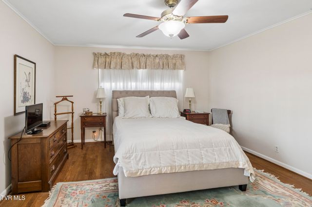 303 Hillside Road, Johnson City, TN 37601