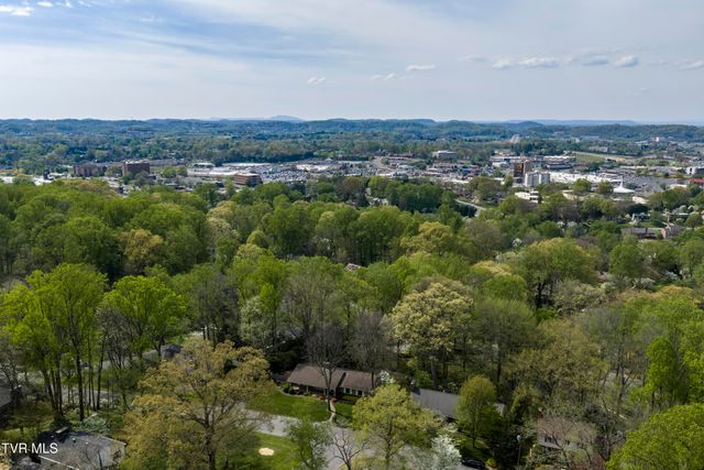 303 Hillside Road, Johnson City, TN 37601