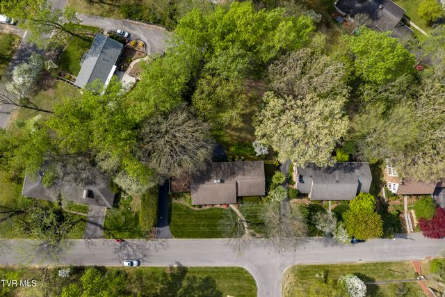 303 Hillside Road, Johnson City, TN 37601