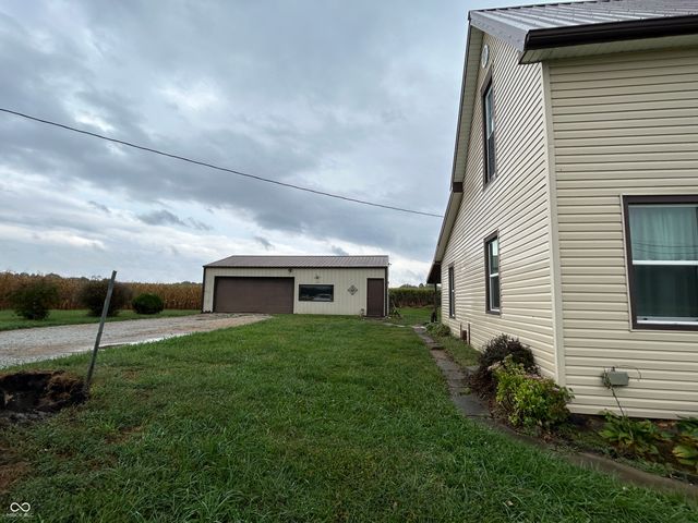 3895 E County Road 200 N, North Vernon, IN 47265