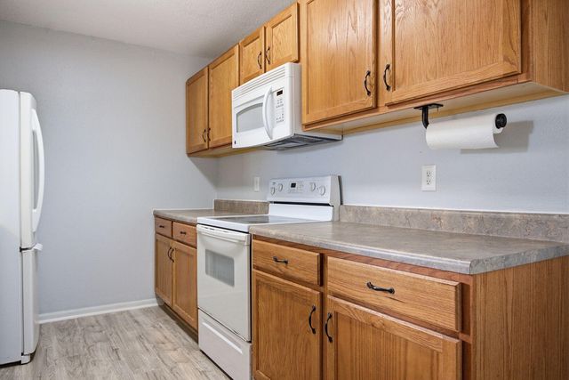 1709 STEAMBOAT LN, Columbia, MO 65201