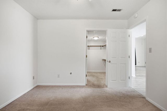1709 STEAMBOAT LN, Columbia, MO 65201