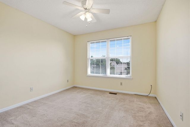 1709 STEAMBOAT LN, Columbia, MO 65201