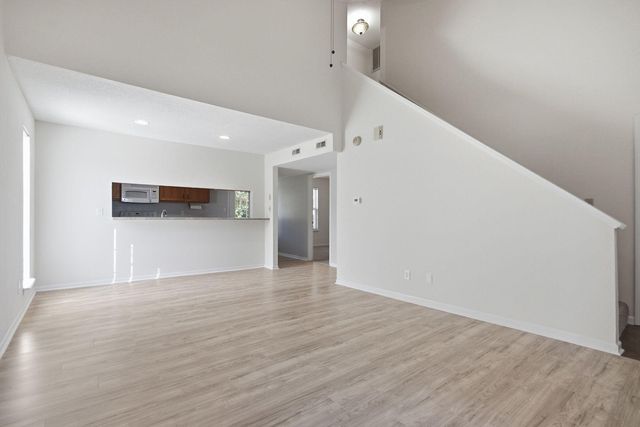 1709 STEAMBOAT LN, Columbia, MO 65201