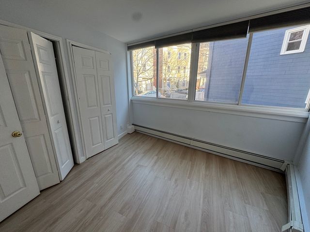 516 Green St 1D, Cambridge, MA 02139
