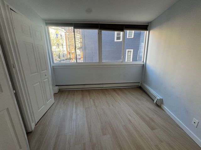 516 Green St 1D, Cambridge, MA 02139