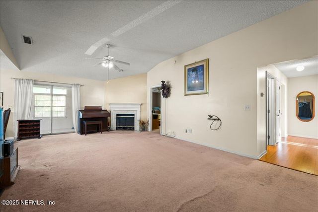 581 ARTESIAN Lane, Orange Park, FL 32073