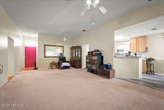 581 ARTESIAN Lane, Orange Park, FL 32073