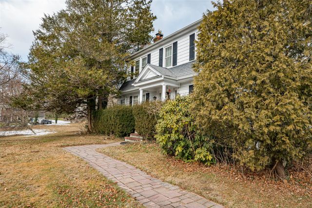 508 W Broadway, Port Jefferson, NY 11777