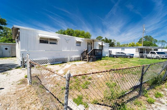 2900 STATE ROAD 11, Deland, FL 32724