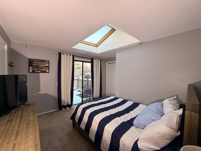 35 Catherine Drive, Peabody, MA 01960