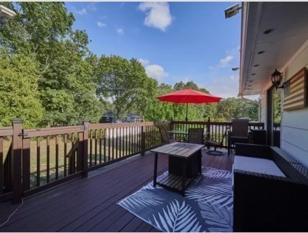 35 Catherine Drive, Peabody, MA 01960