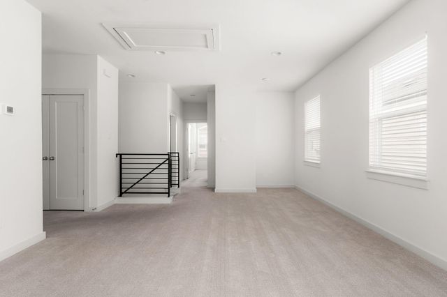 1531 N Red Bud LN 8, Round Rock, TX 78665