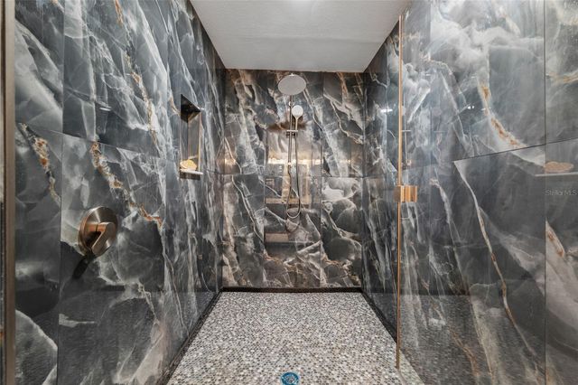 300 E IDLEWILD AVENUE, Tampa, FL 33604